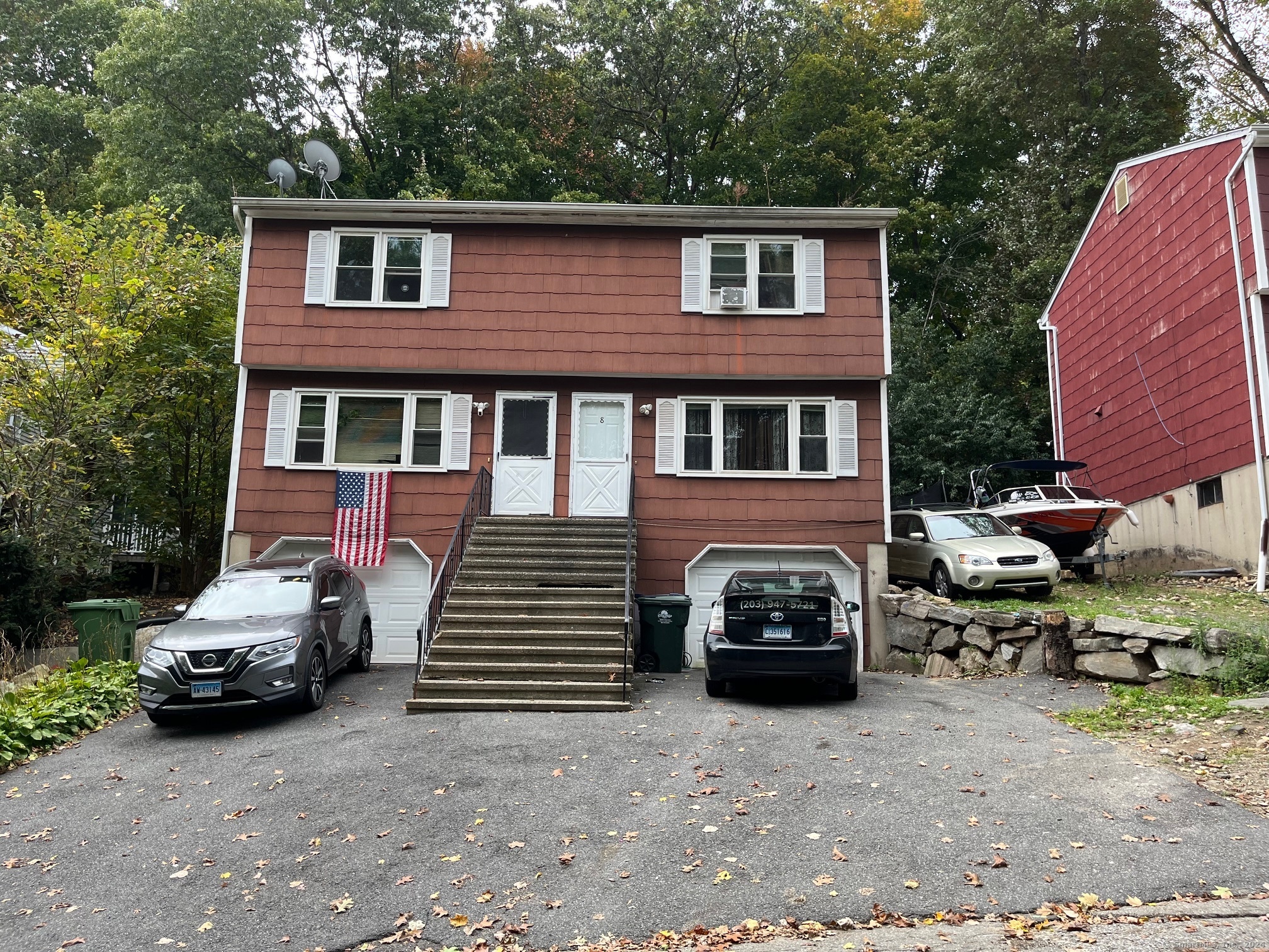 8 Irving Place, Danbury, CT 06810 Compass