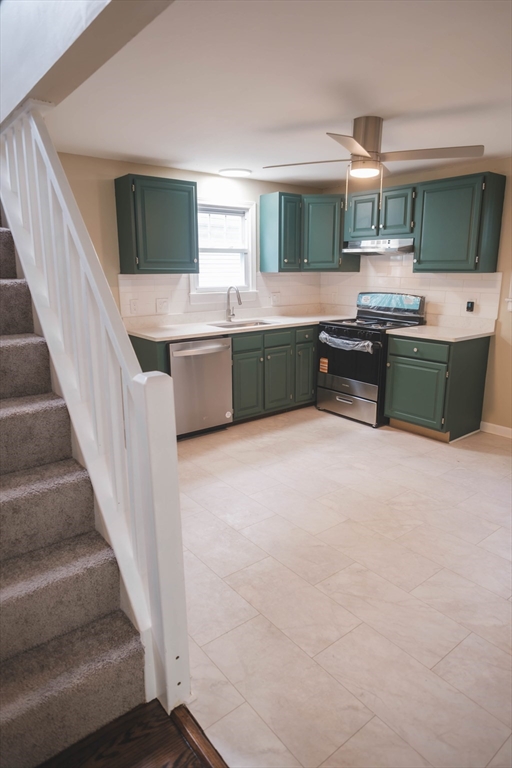 109 Powell Avenue Springfield, MA 01118 - Photo 7 of 33 Gallery Image 7