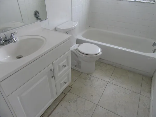 $1,350 | 463 76th Avenue North, Unit 3, St. Petersburg, FL 33702