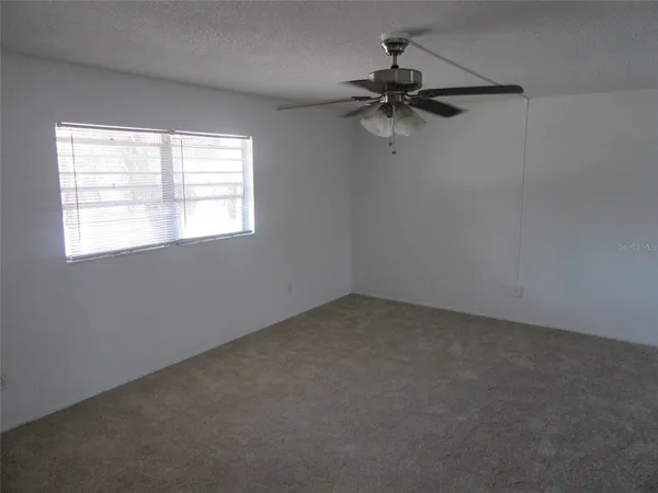 $1,350 | 463 76th Avenue North, Unit 3, St. Petersburg, FL 33702