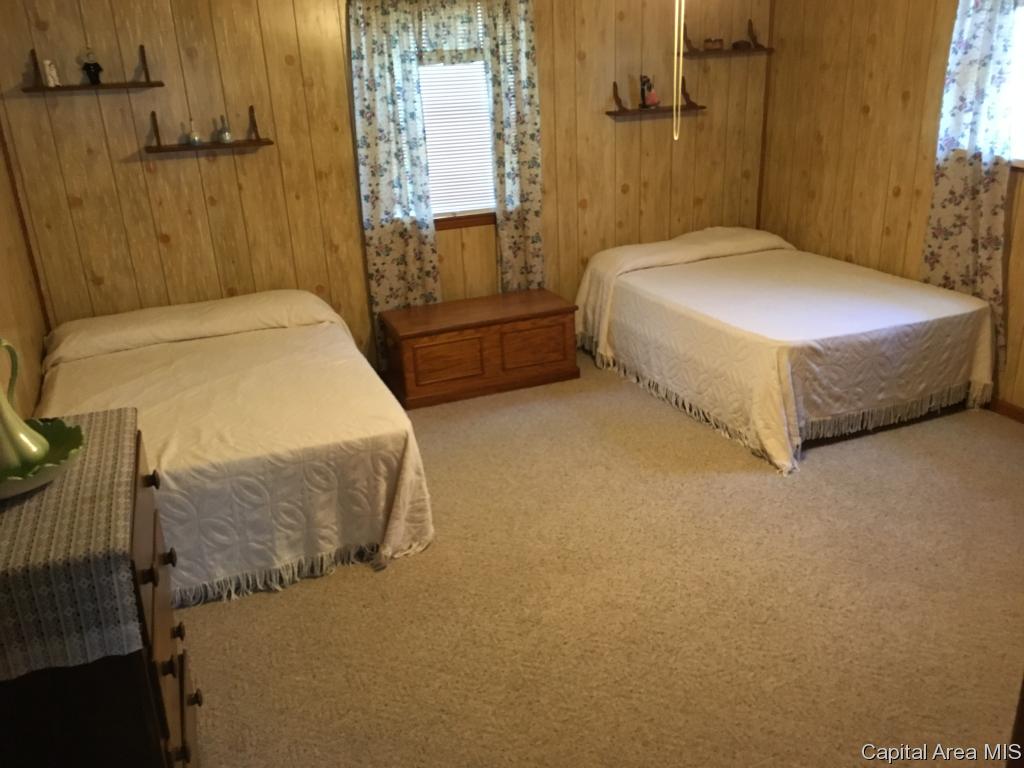 Rr2 Greenfield, IL 62044 - Photo 19 of 27 Gallery Image 19