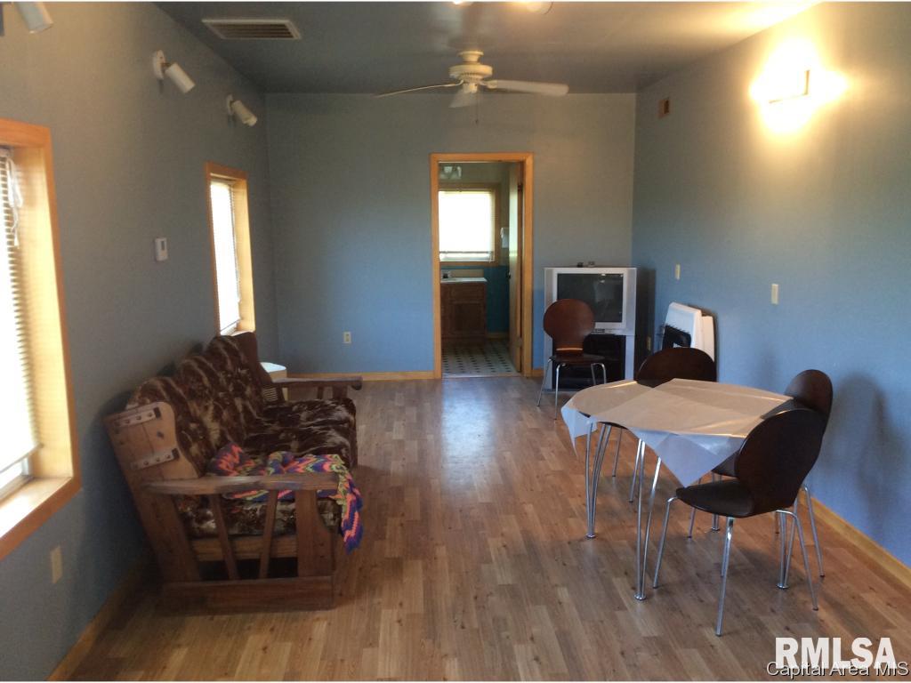 Rr2 Greenfield, IL 62044 - Photo 26 of 27 Gallery Image 26