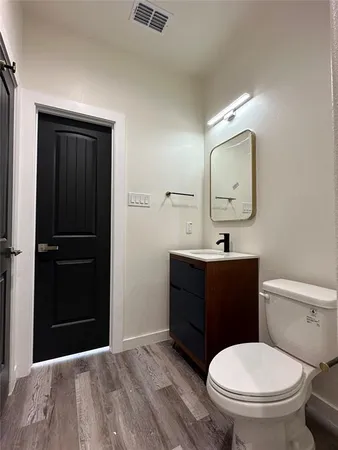 $2,350 | 2720 Morning Avenue, Dallas, TX 75210