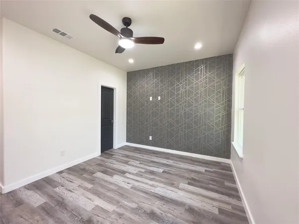 $2,350 | 2720 Morning Avenue, Dallas, TX 75210