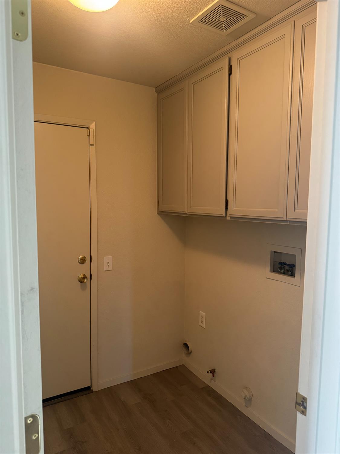 2529 Rushing River Drive Modesto, CA 95351 - Photo 18 of 22