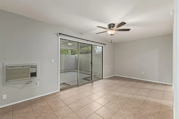 $1,395 | 13066 North 100th Drive, Sun City, AZ 85351