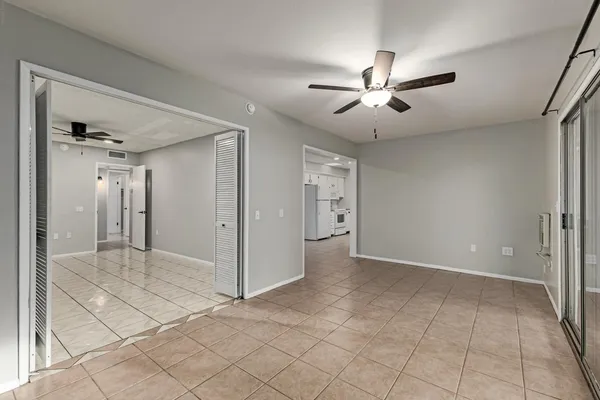 $1,395 | 13066 North 100th Drive, Sun City, AZ 85351