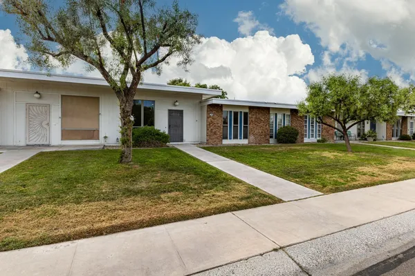 $1,395 | 13066 North 100th Drive, Sun City, AZ 85351