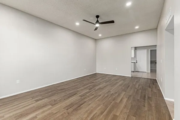 $1,395 | 13066 North 100th Drive, Sun City, AZ 85351