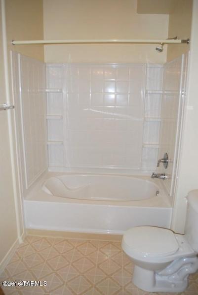 2550 East River Road, Unit 20303 Tucson, AZ 85718 - Photo 14 of 16