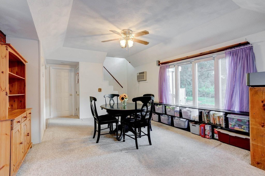 18 Abbott Road North Reading, MA 01864 - Photo 7 of 34 Gallery Image 7