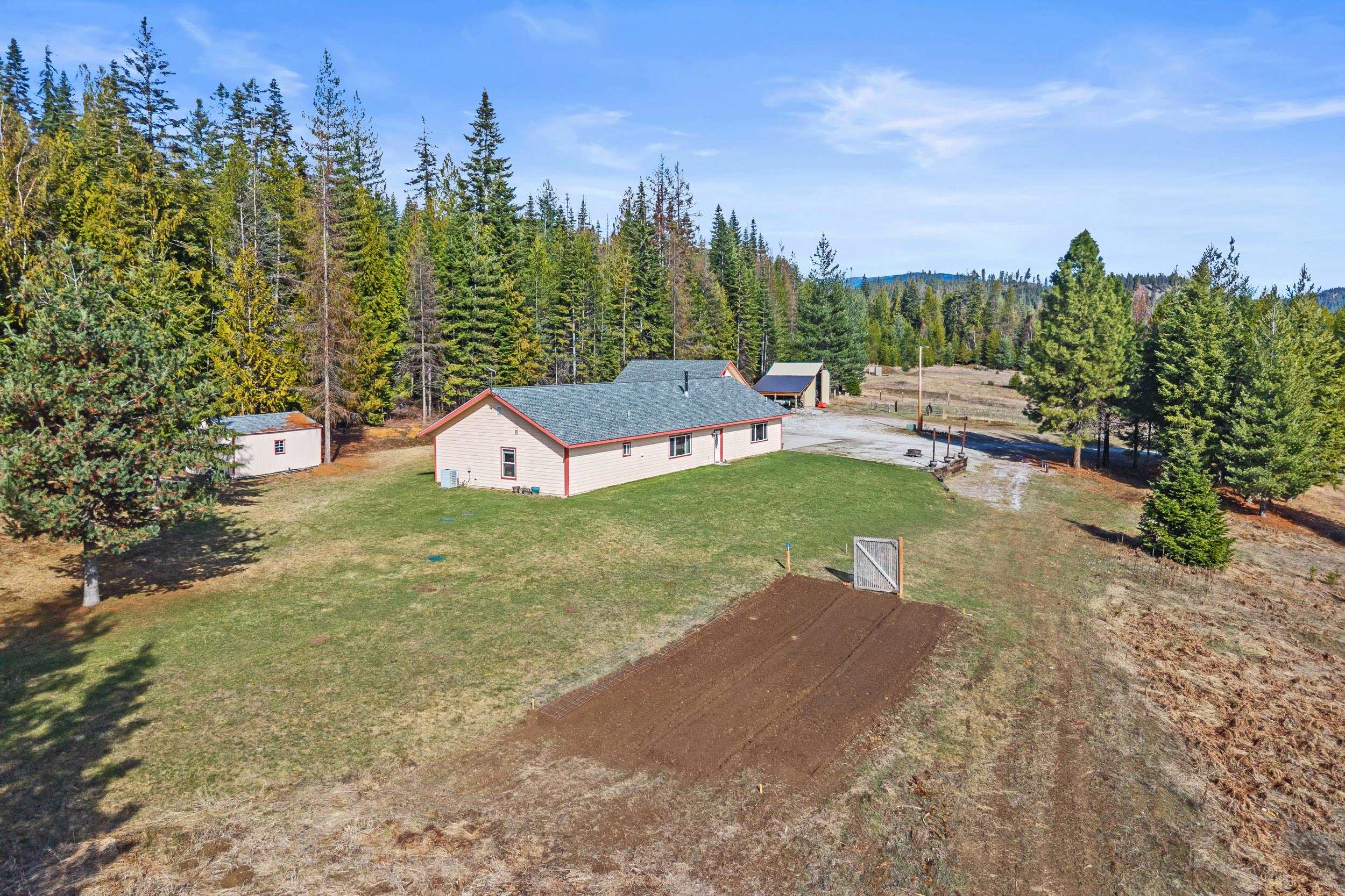 102 Couture Way Ione, WA 99139 - Photo 44 of 48