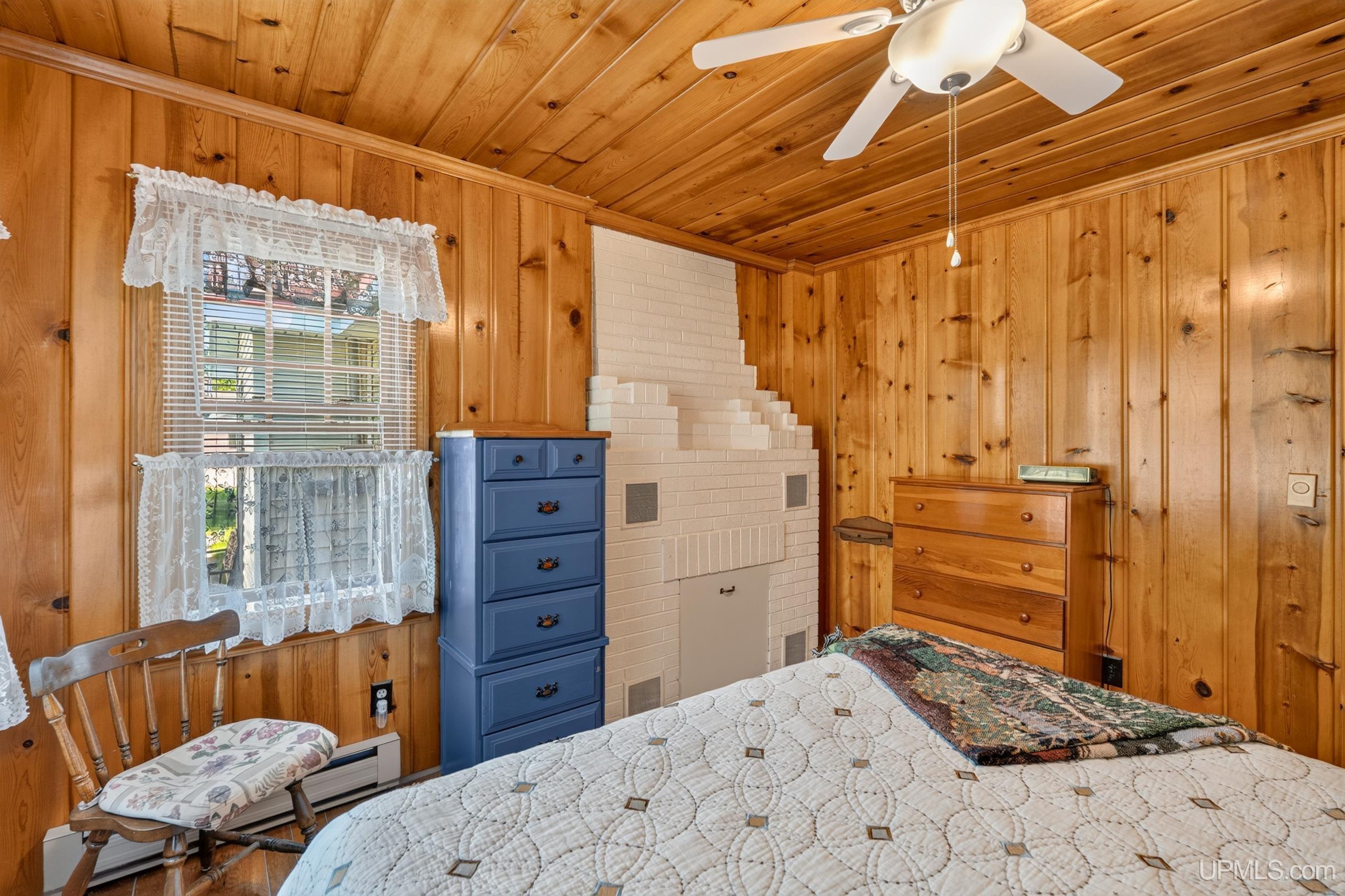 881 East Gulliver Lake Road Gulliver, MI 49840 - Photo 19 of 75