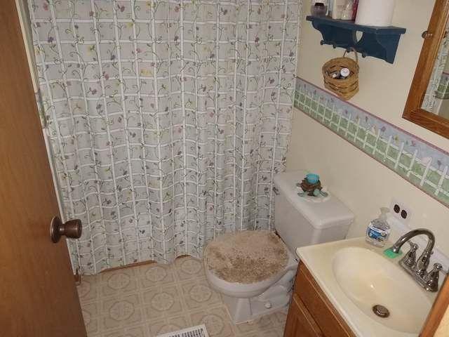 1649 Riverside Drive Gladwin, MI 48624 - Photo 13 of 13 Gallery Image 13