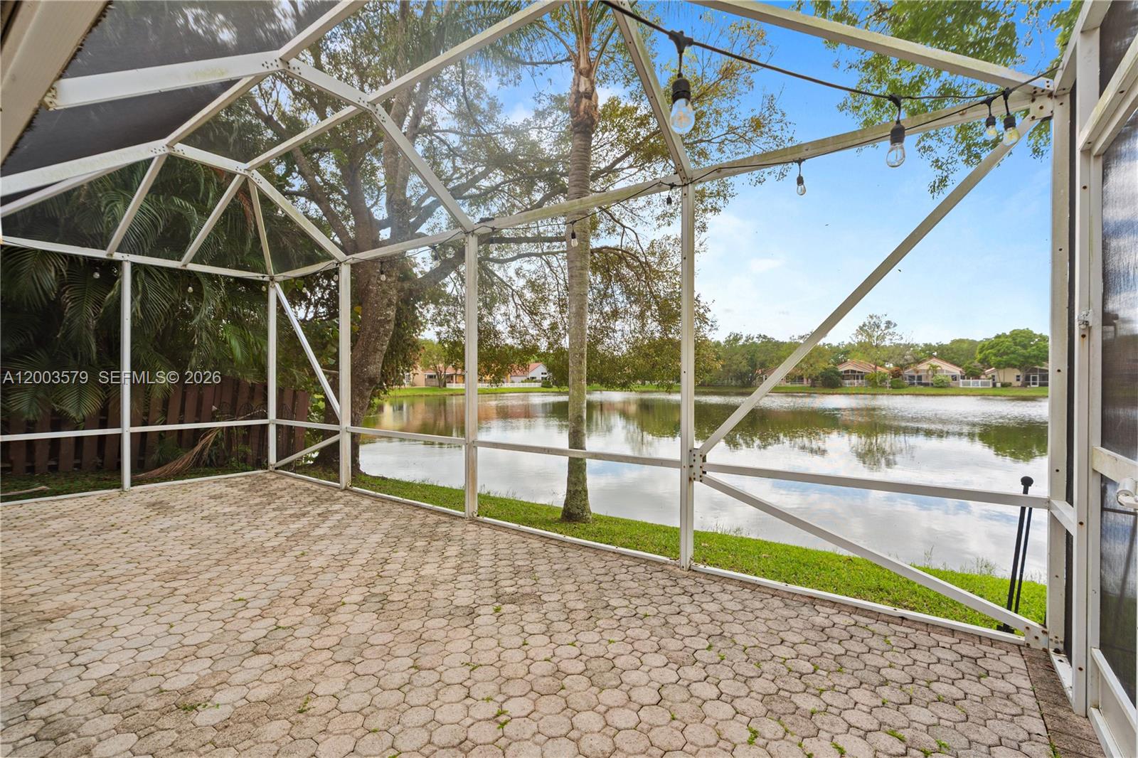 237 Northwest 100th Avenue Plantation, FL 33324 - Photo 6 of 86