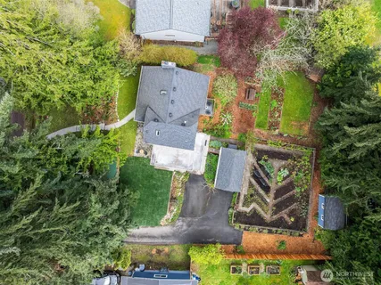 $899,000 | 21625 92nd Avenue West, Edmonds, WA 98026