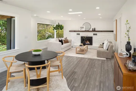 $899,000 | 21625 92nd Avenue West, Edmonds, WA 98026