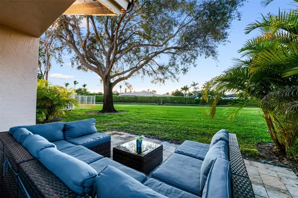 $735,000 | 16473 Del Palacio Court, Delray Beach, FL 33484