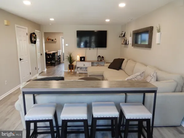 $439,900 | 72 Greenridge Circle, Newtown, PA 18940