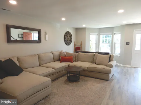 $439,900 | 72 Greenridge Circle, Newtown, PA 18940