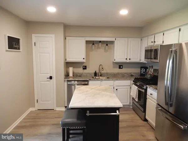 $439,900 | 72 Greenridge Circle, Newtown, PA 18940