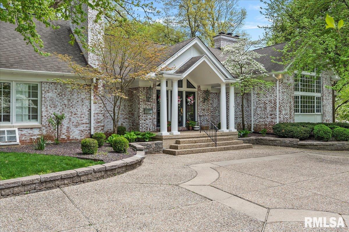 2024 South Illini Road Springfield, IL 62704 - Photo 13 of 100
