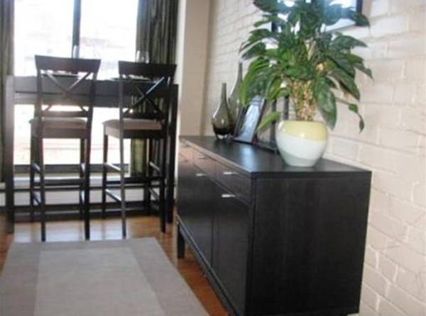 12 Stoneholm Street, Unit 520 Boston, MA 02115 - Photo 3 of 27 a view of entryway and hall yard