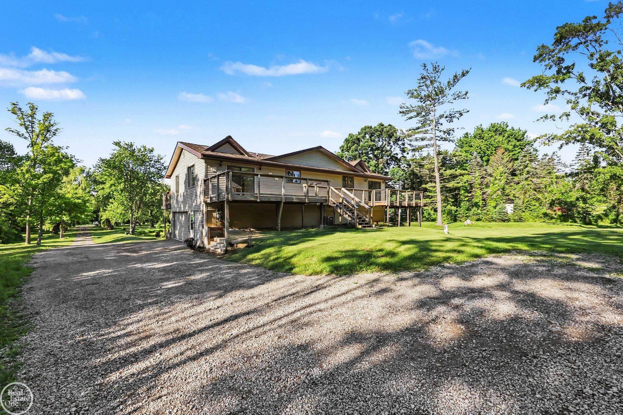 755 East Romeo Road Leonard, MI 48367 - Photo 25 of 33