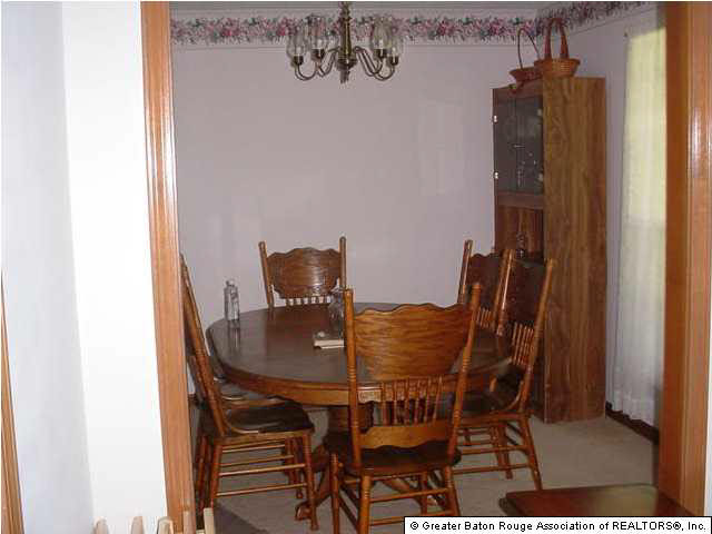5134 Sandy Ridge Drive Baton Rouge, LA 70817 - Photo 4 of 8 Gallery Image 4