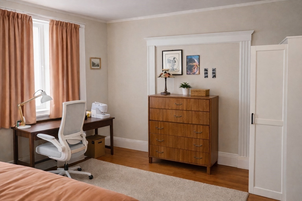 96 Winthrop Road, Unit 2 Brookline, MA 02445 - Photo 4 of 9