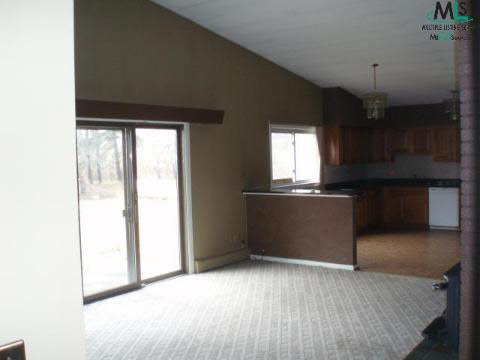 8861 Division Road Casco, MI 48064 - Photo 7 of 12 923758-6.JPG