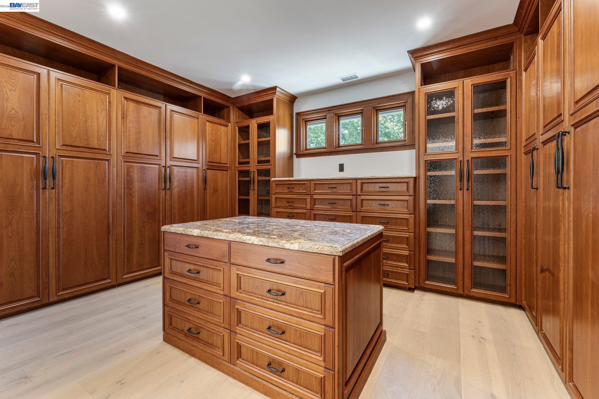 1080 Finley Road Pleasanton, CA 94588 - Photo 21 of 84 Gallery Image 21