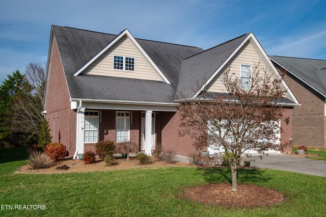 $525,000 | 121 Meridian Way, Clinton, TN 37716