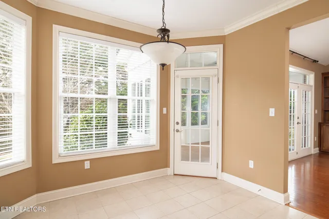 $525,000 | 121 Meridian Way, Clinton, TN 37716