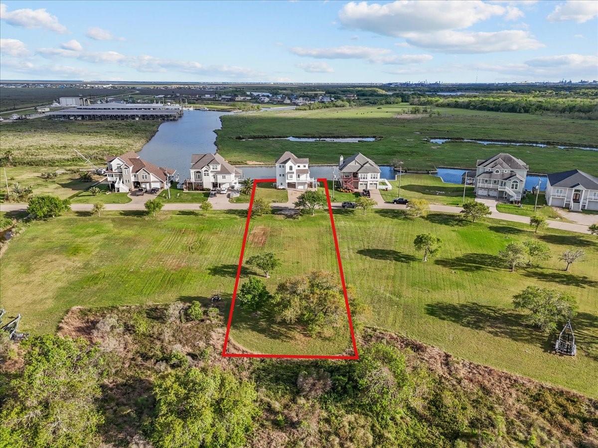 211 Tuna Run Freeport, TX 77541 - Photo 12 of 48