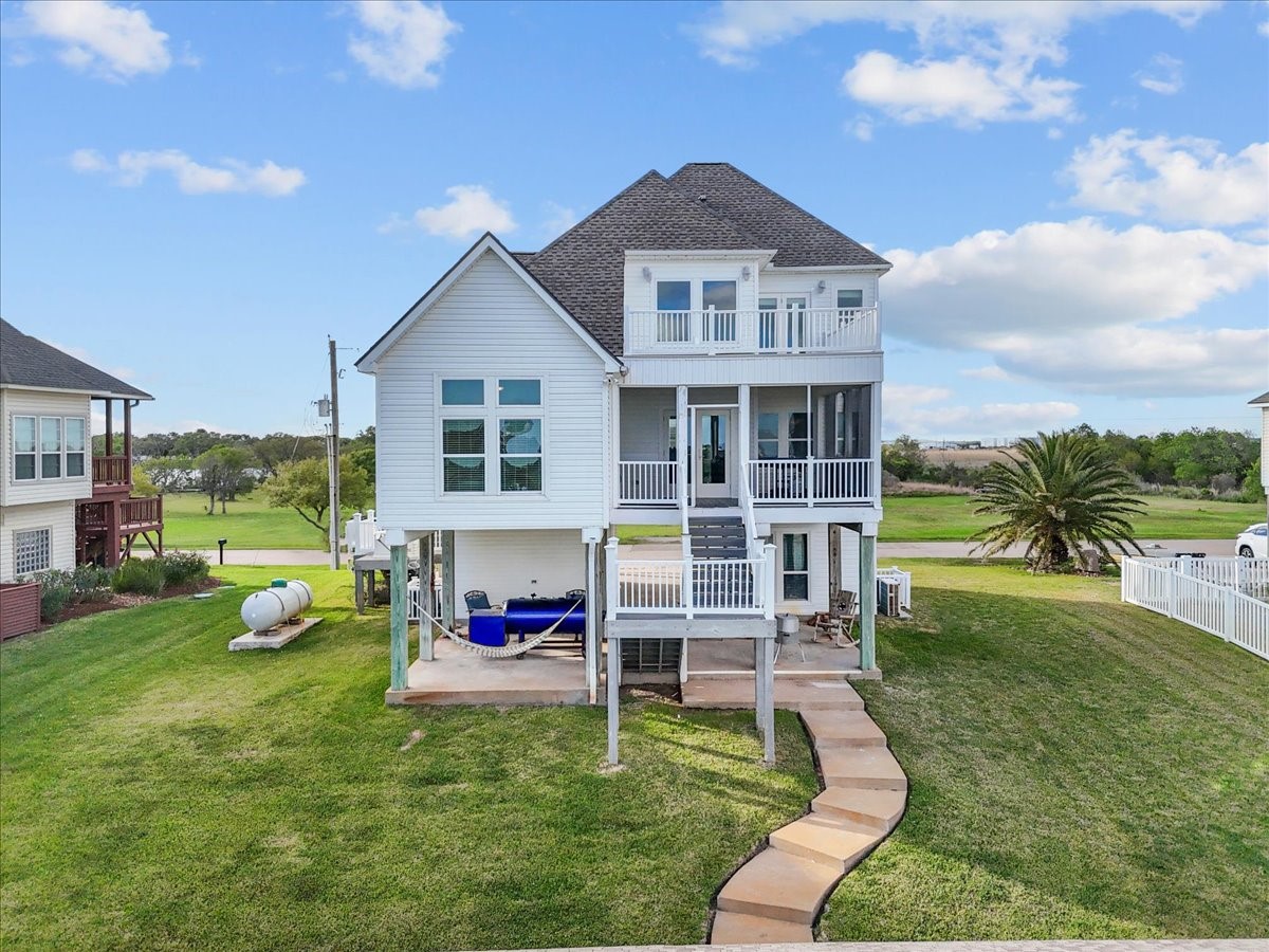 211 Tuna Run Freeport, TX 77541 - Photo 8 of 48