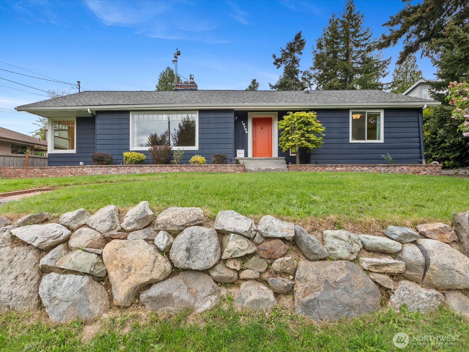 10723 Densmore Ave North  