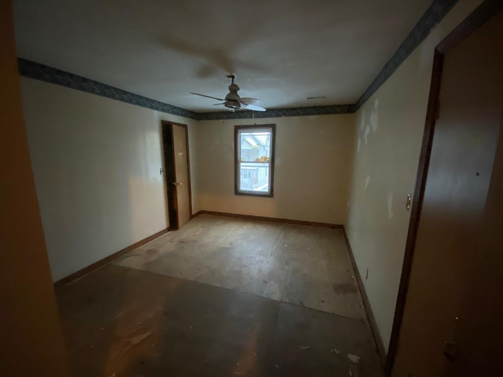 296 Dickinson Street Springfield, MA 01108 - Photo 15 of 26 Gallery Image 15