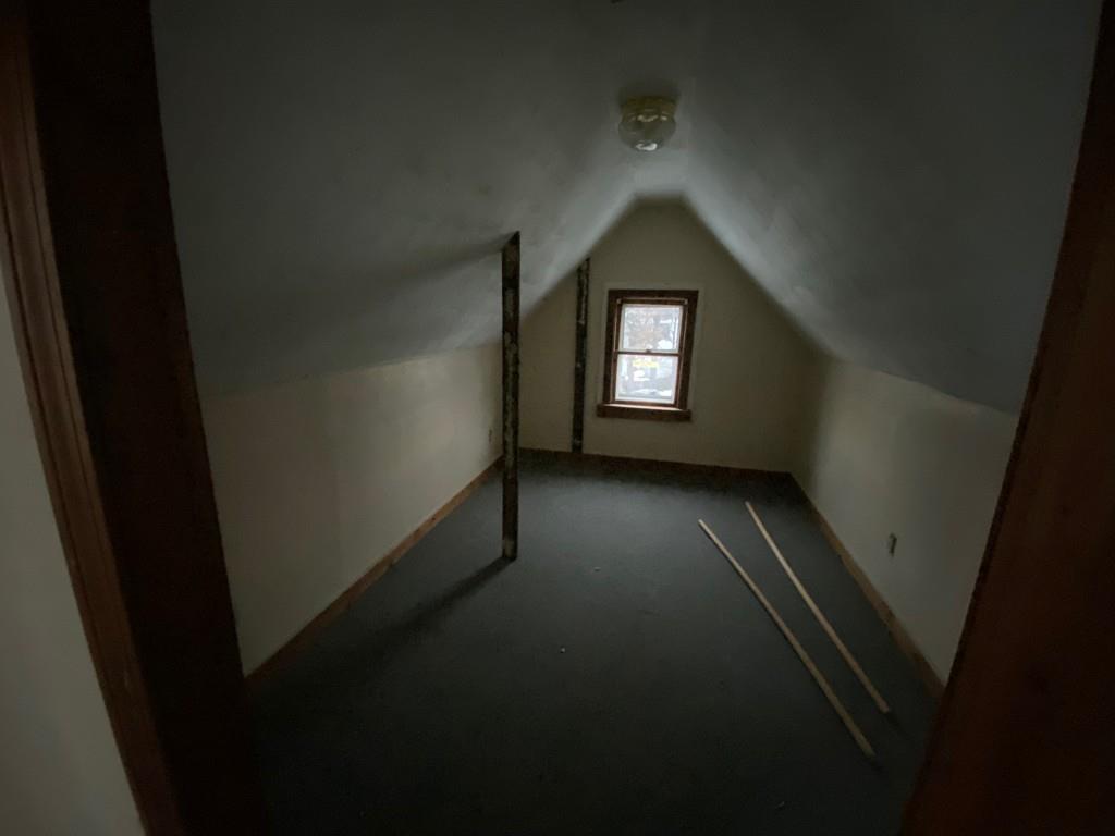 296 Dickinson Street Springfield, MA 01108 - Photo 19 of 26 Gallery Image 19
