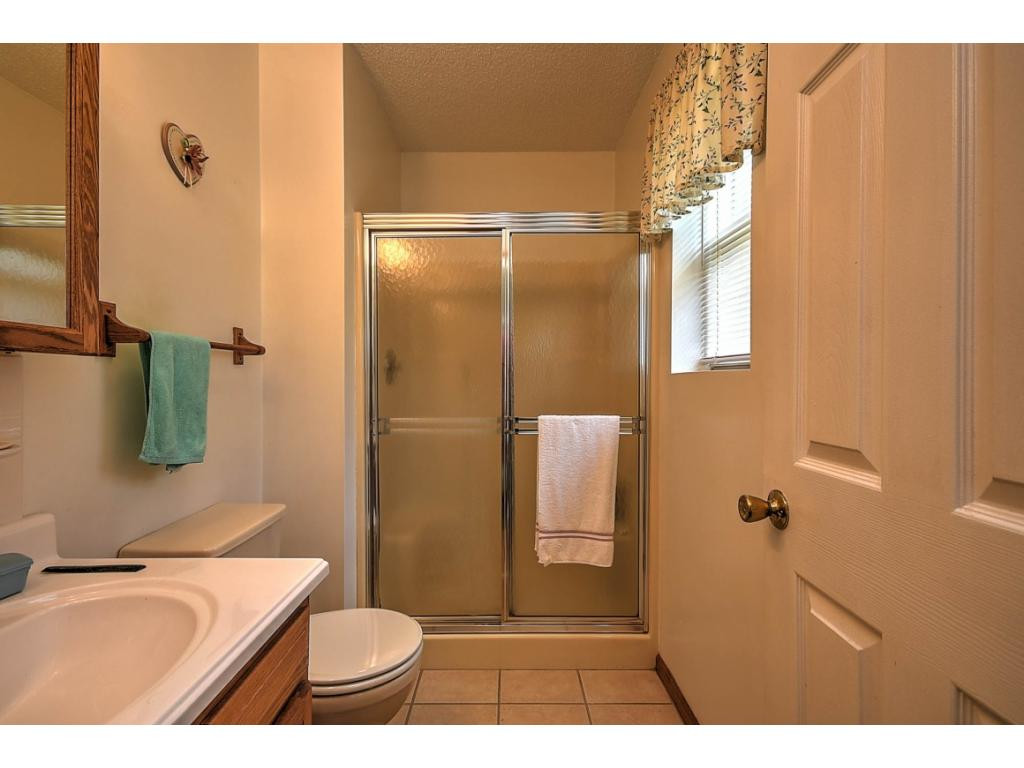 707 Valleydale Road Mosheim, TN 37818 - Photo 15 of 32 Master Bath
