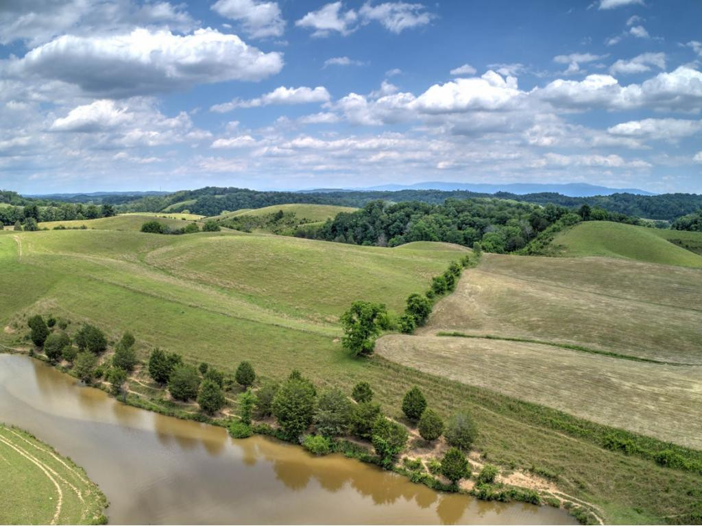 707 Valleydale Road Mosheim, TN 37818 - Photo 26 of 32 Photo 26