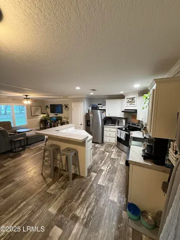 $275,000 | 97 State Rd S-7-165, St. Helena Island, SC 29920