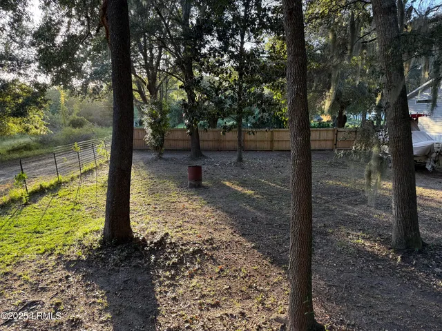 $275,000 | 97 State Rd S-7-165, St. Helena Island, SC 29920