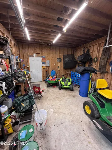 $275,000 | 97 State Rd S-7-165, St. Helena Island, SC 29920