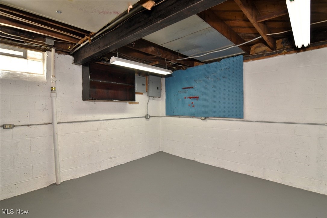 1575 Lander Road Cleveland, OH 44124 - Photo 37 of 49 Below grade area featuring electric panel