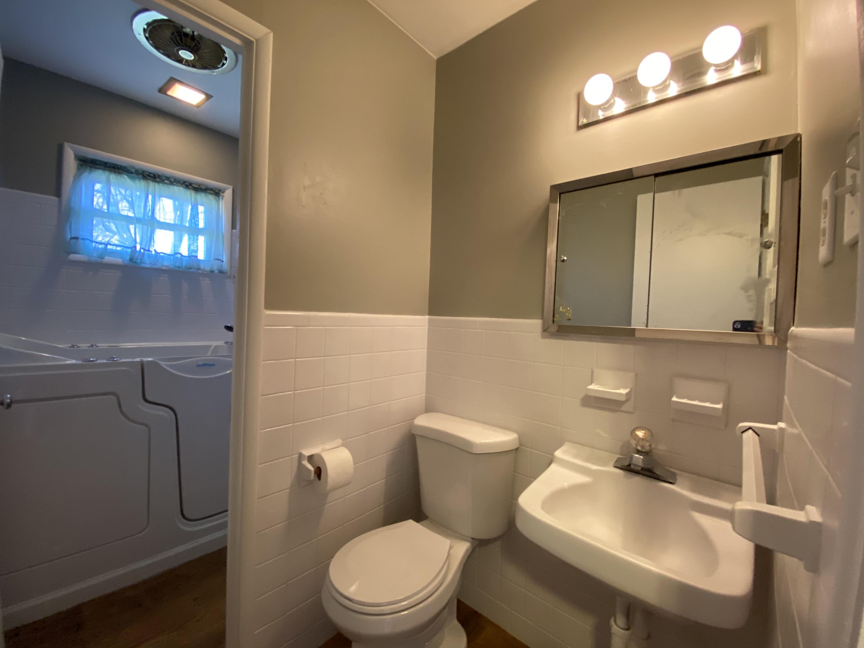 3016 Walnoaks Road Knoxville, TN 37921 - Photo 16 of 28 ADB1D311-EF3D-42E1-8733-D2D4C4B494B8
