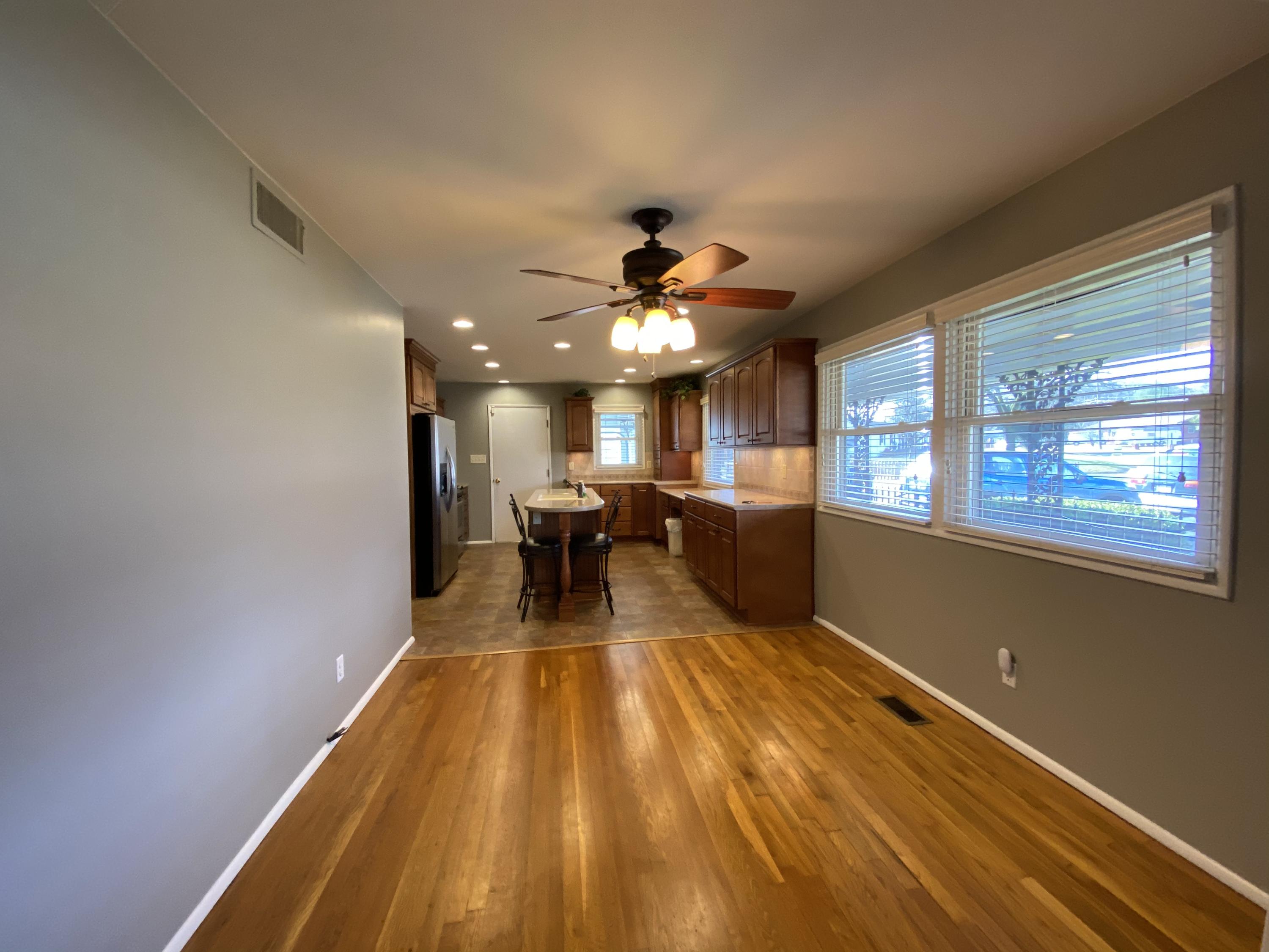 3016 Walnoaks Road Knoxville, TN 37921 - Photo 8 of 28 6FC7B5B4-C78E-4991-827A-7E8E70B61DD8