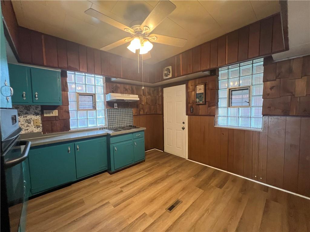 114 Hampton Street Wall, PA 15148 - Photo 16 of 44