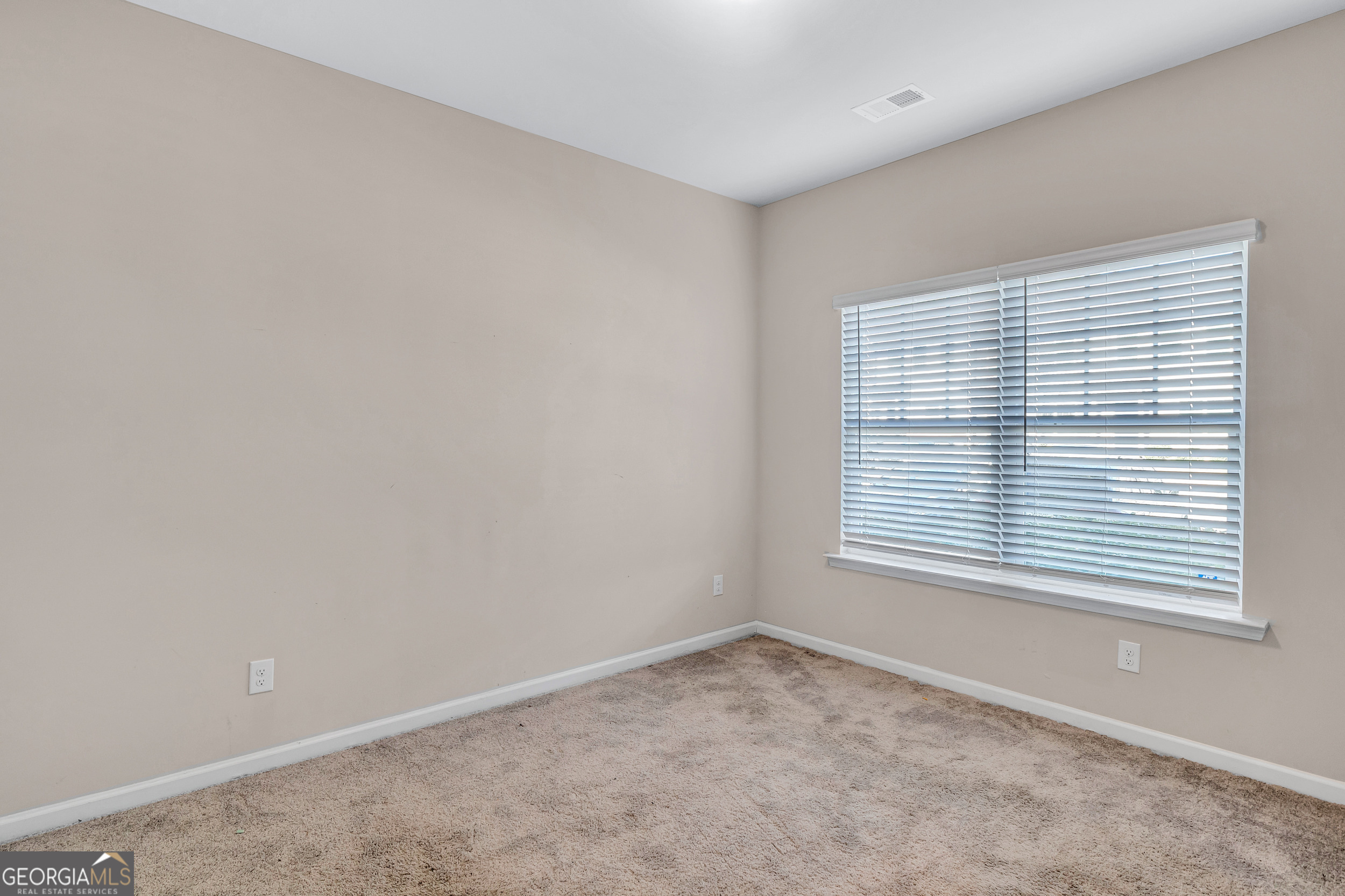 585 McWilliams Road Southeast, Unit 903 Atlanta, GA 30315 - Photo 5 of 36