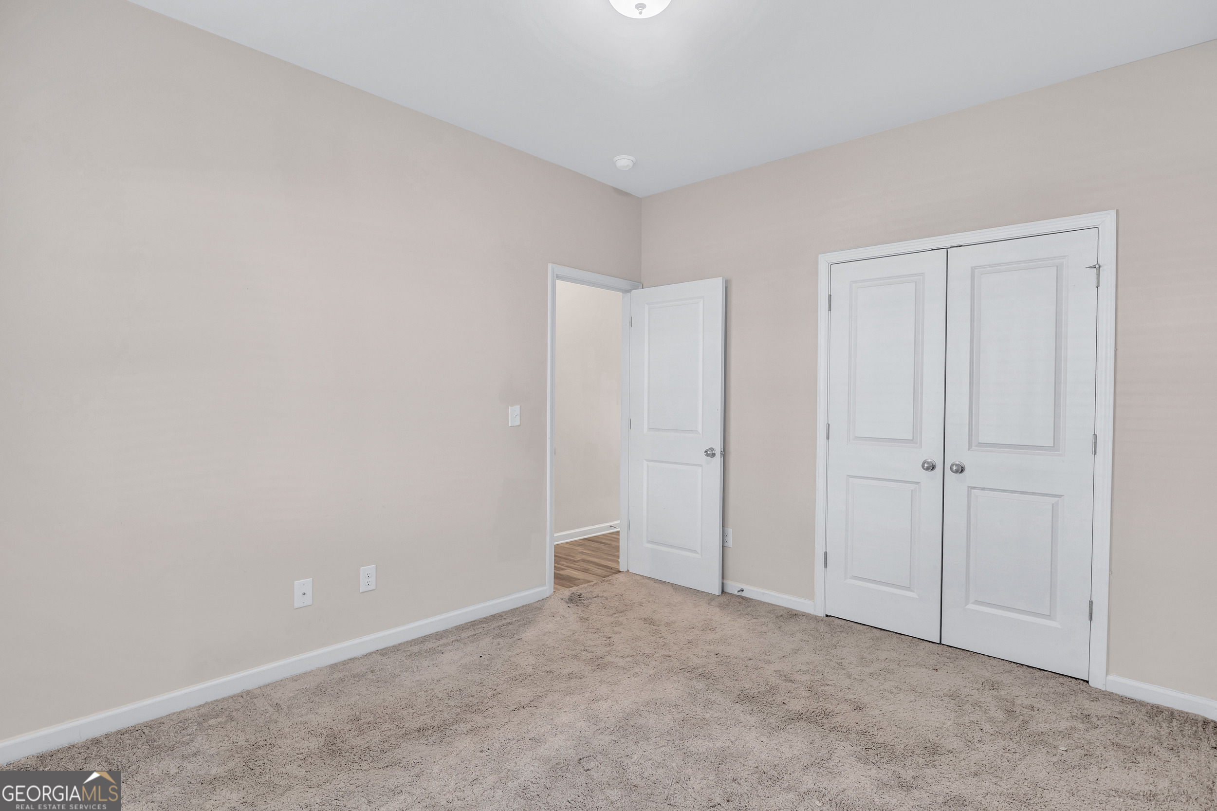 585 McWilliams Road Southeast, Unit 903 Atlanta, GA 30315 - Photo 6 of 36